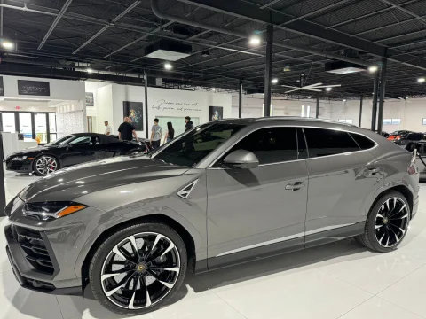 2022Urus