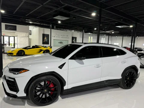 2022Urus