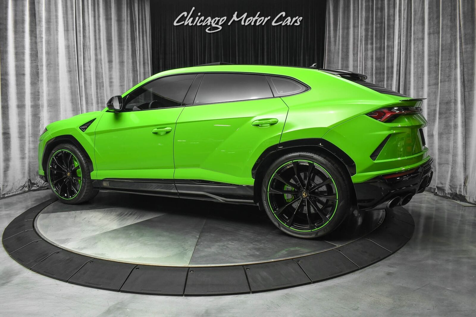 2021UrusGraphite Capsule