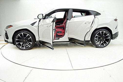 2022Urus