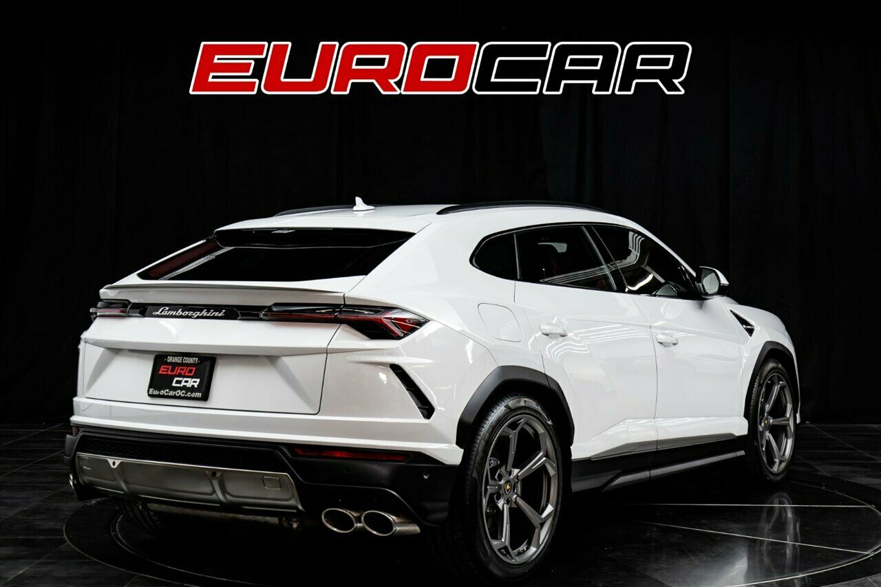 2020Urus