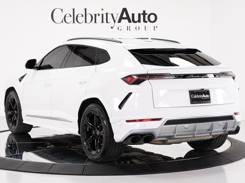 2020Urus