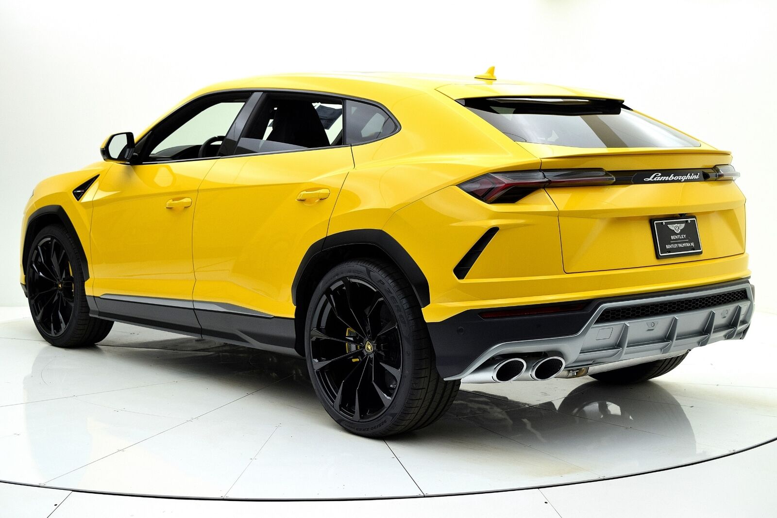 2020Urus
