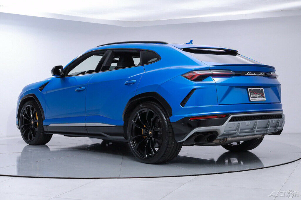 2020Urus