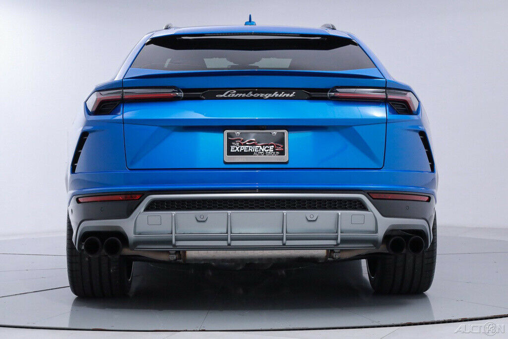 2020Urus