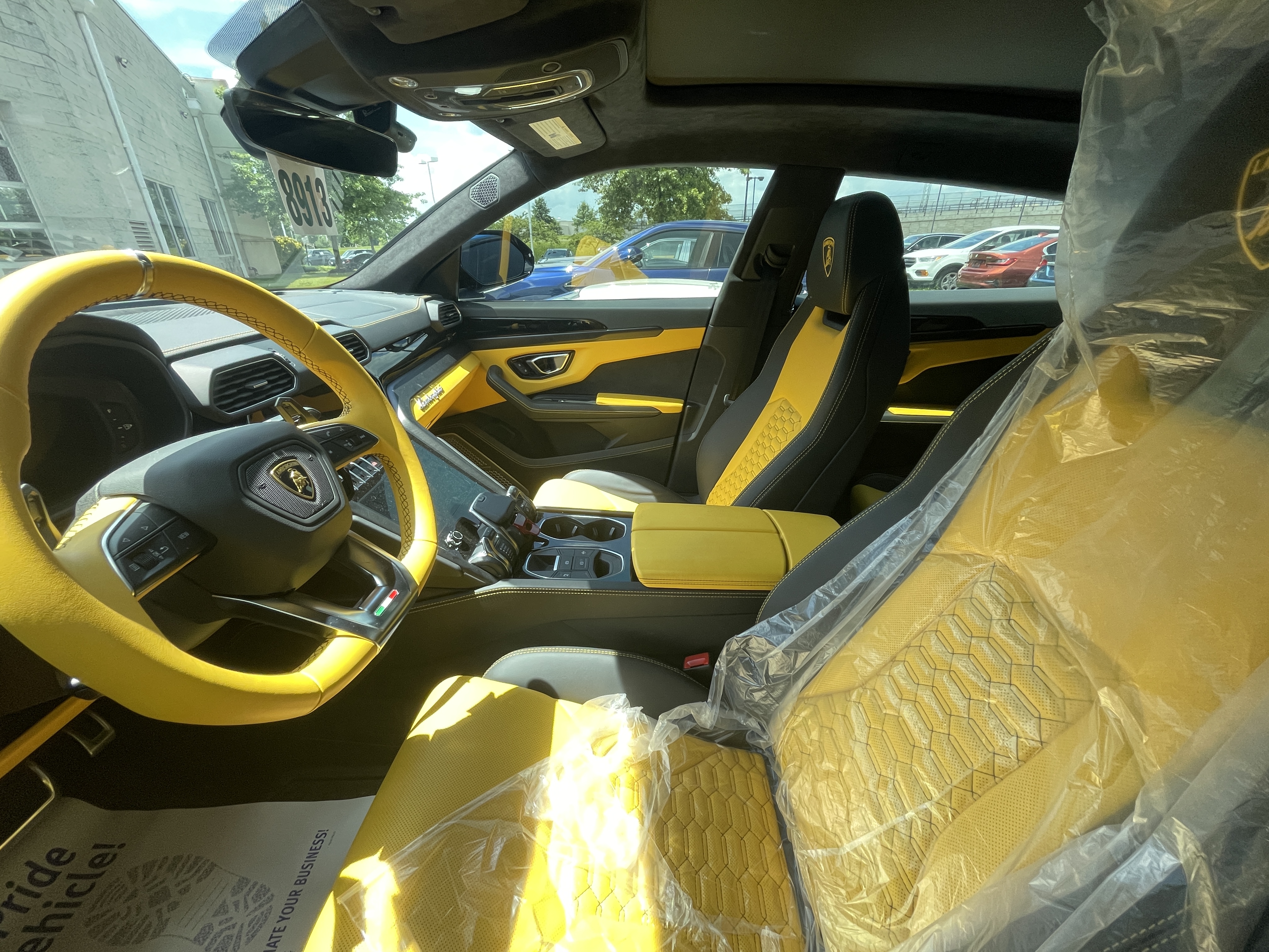 2022Urus