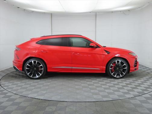 2020Urus