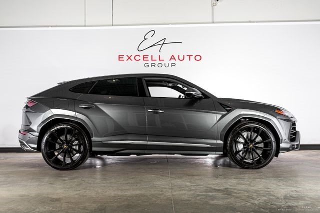 2020Urus