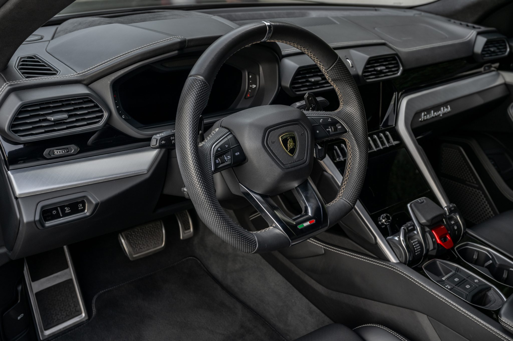 2020Urus