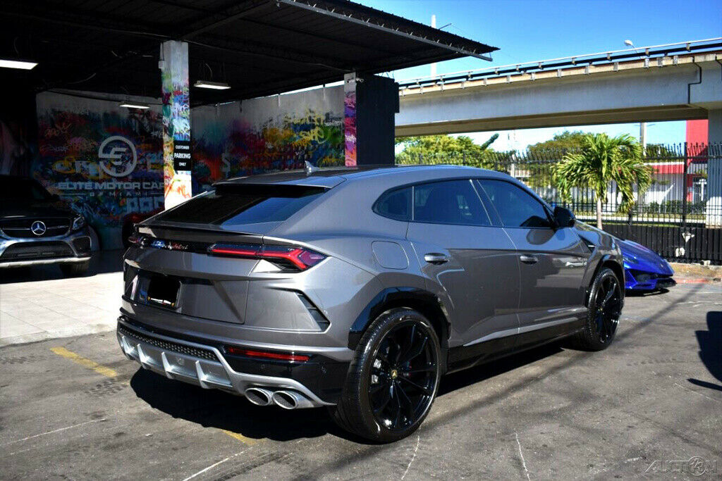 2021Urus